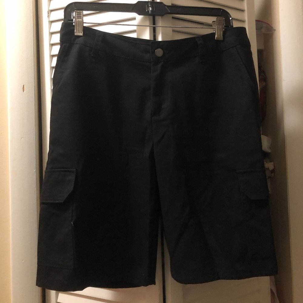 Time And Tru Womens Cargo Work Short 6 Black New with Tags Mid Rise Relaxed